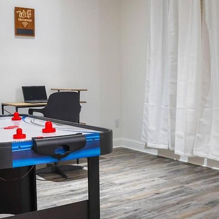 Вилла Remodeled Luxury With Proximity Льюисвилл Экстерьер фото