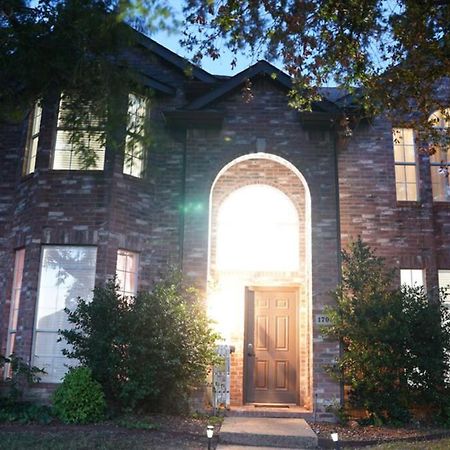 Вилла Remodeled Luxury With Proximity Льюисвилл Экстерьер фото