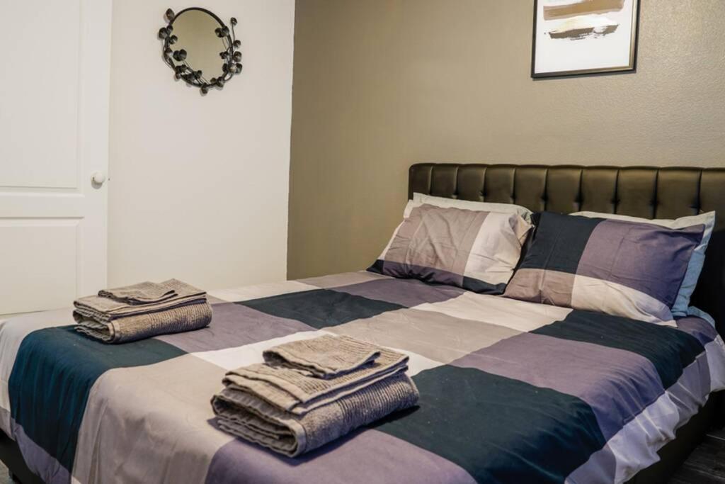 Вилла Remodeled Luxury With Proximity Льюисвилл Экстерьер фото
